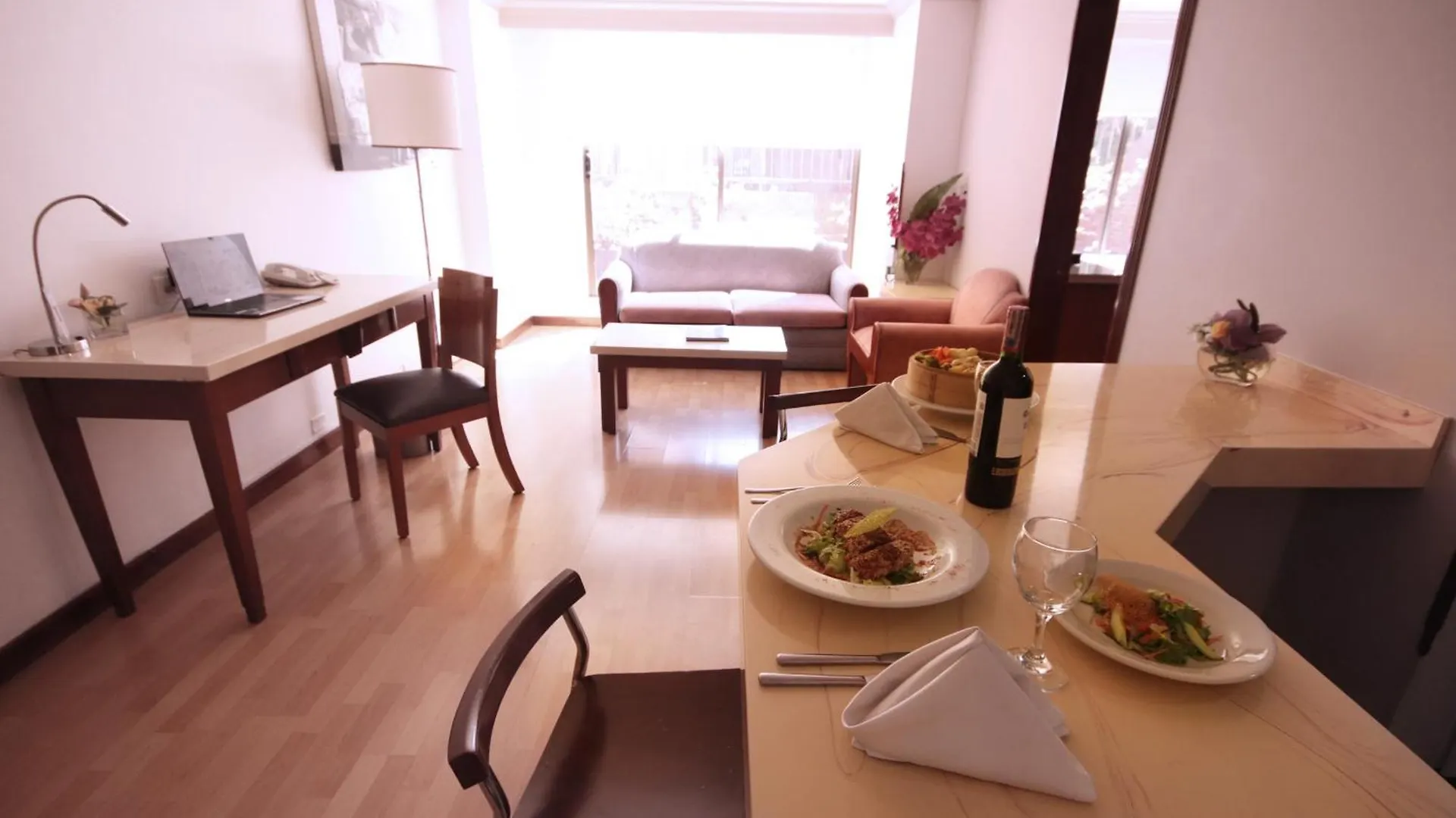Lancaster House Hotel Bogota