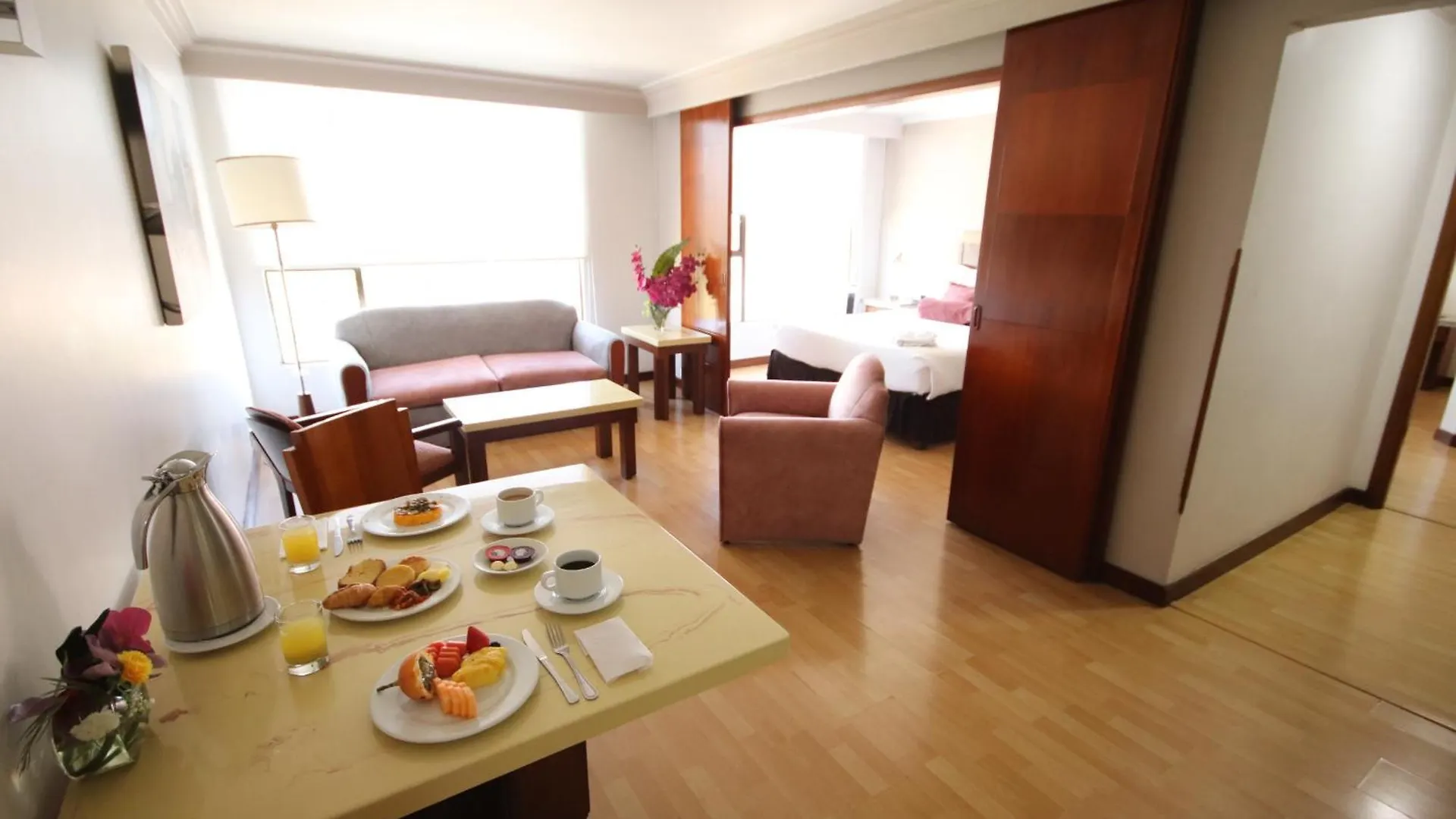 Lancaster House Hotel Bogota
